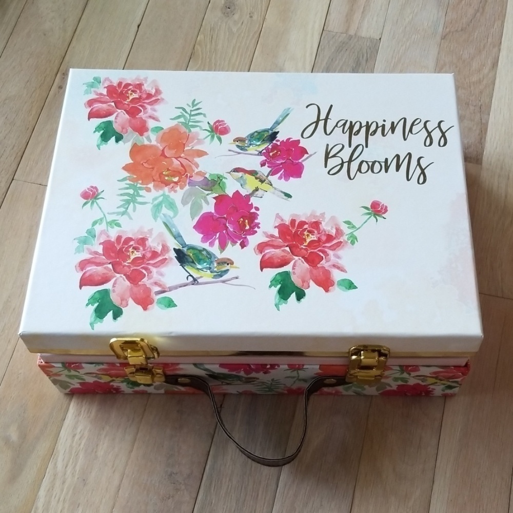 Decorative box with faux fur pillow
